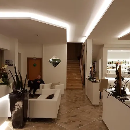 Solemare Отель Чезенатико
